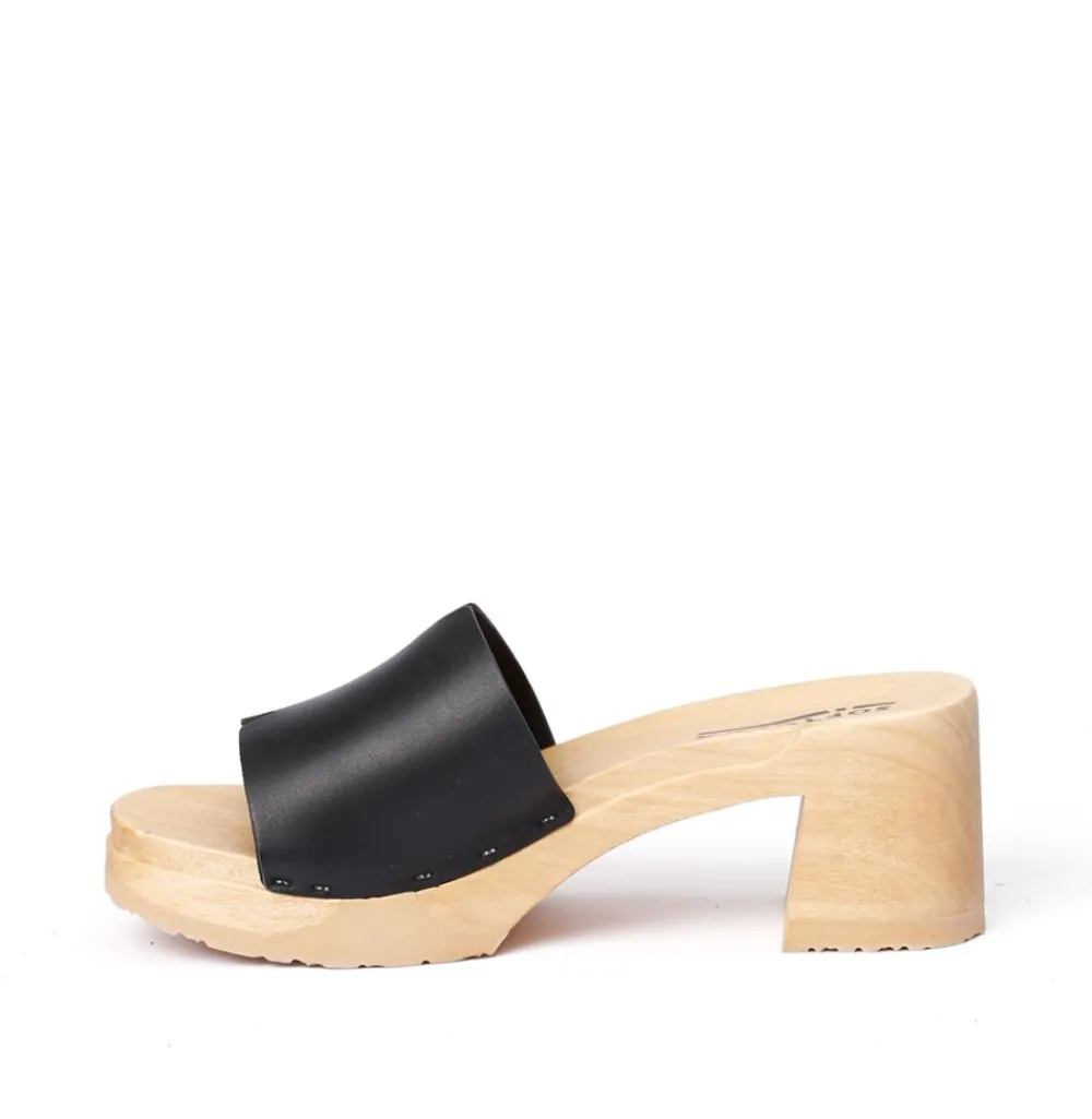 Henrietta Softnappa Black (Nature)<SOFTCLIX Sale