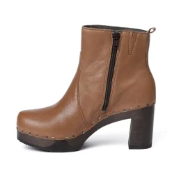 Loretta Washed Nappa Camel<SOFTCLIX Clearance