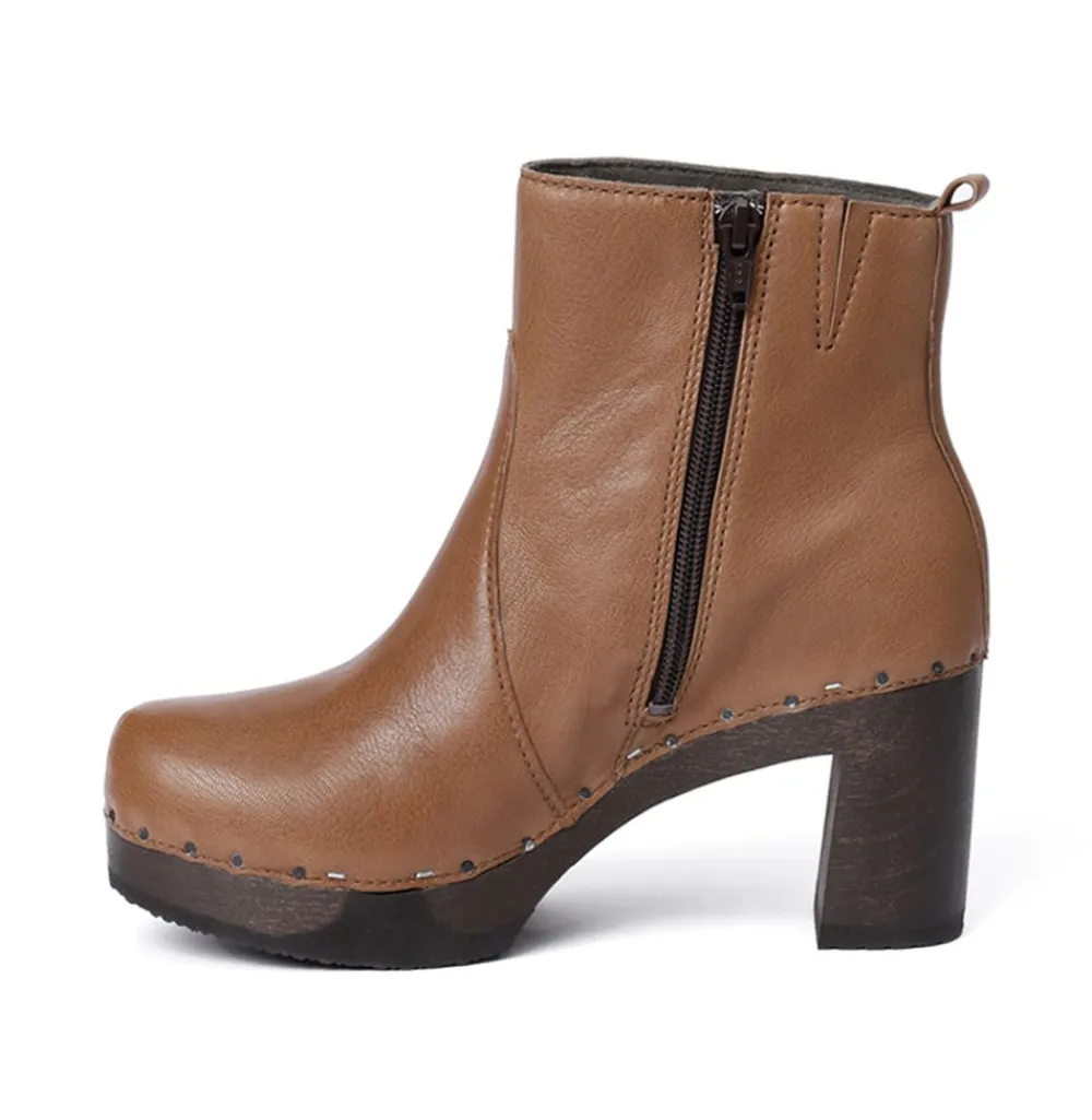 Loretta Washed Nappa Camel<SOFTCLIX Clearance